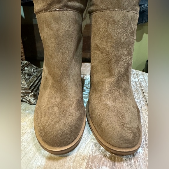 EUC Mi.iM “Saint” Slouch Over-the-Knee Suede Boots in Camel. Size 6.5 - Picture 6 of 15